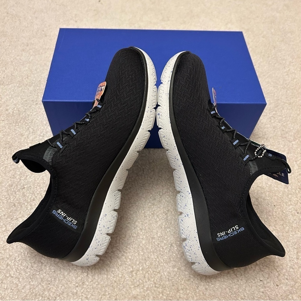 Skechers Waterproof Hands Free Slip-ins Summits-Best Choice Sneaker Black Sz 6.5 - Picture 9 of 12